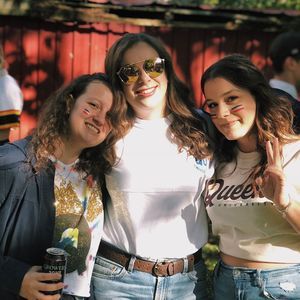 Meet your Posher, Maria